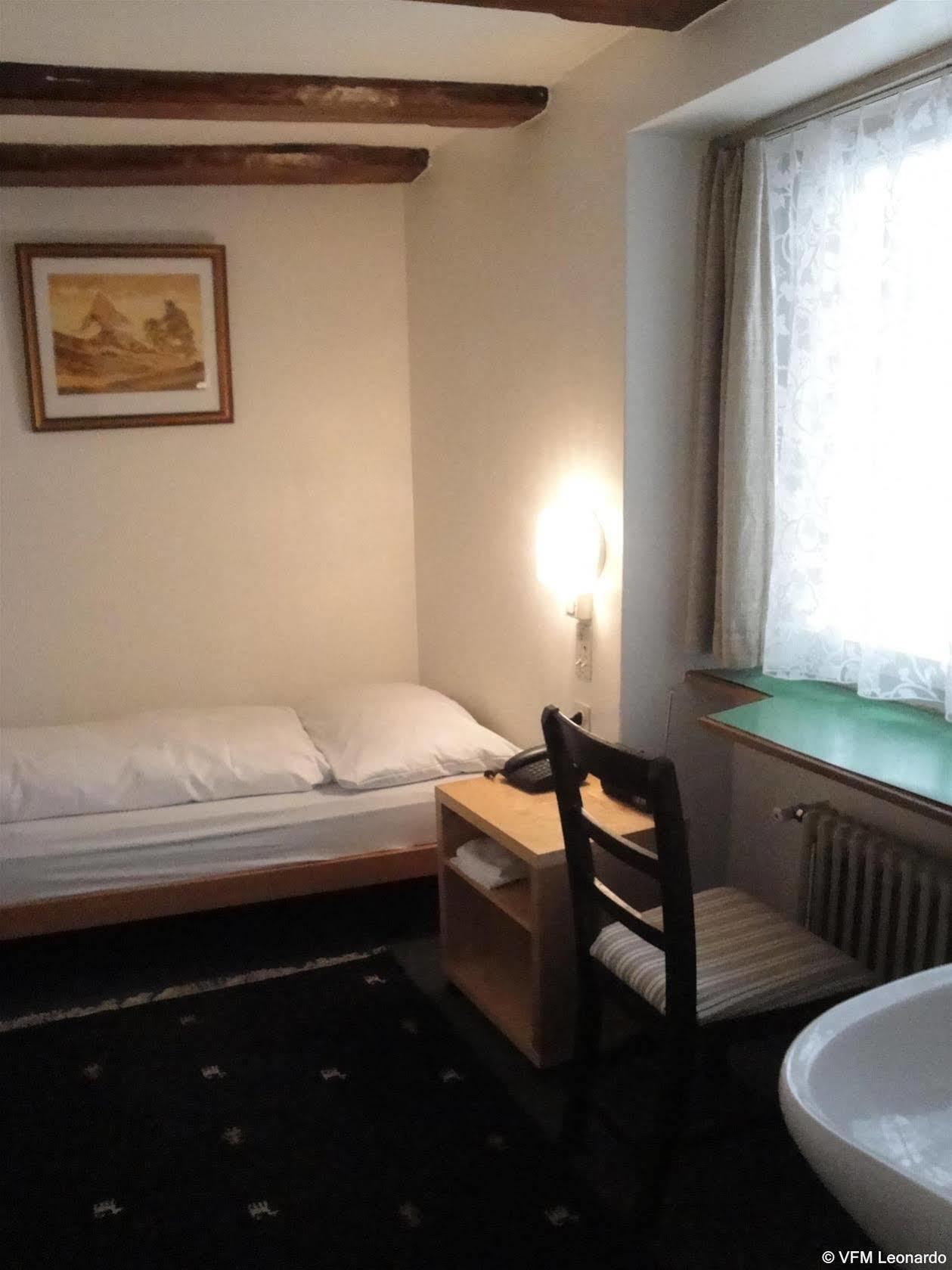 Hotel Krone-Limmatquai Ζυρίχη Δωμάτιο φωτογραφία